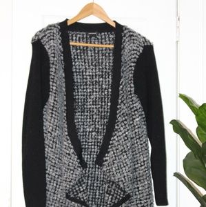 🍷Club Monaco cardigan🍷